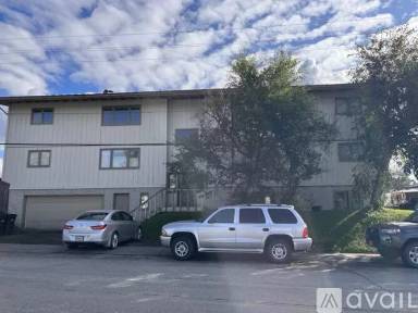 Main picture of 3928 E 4th Ave