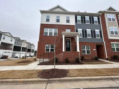 Main picture of 624 Gateway Crossing Ln