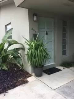 Main picture of 209 SW Saint Ct