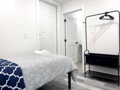 Main picture of 4111 Parrish St