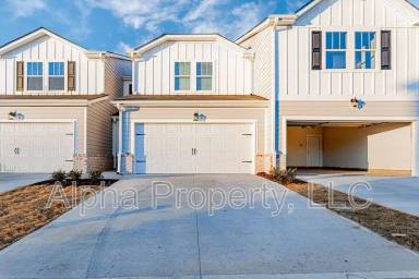 Main picture of 202 Round Back Way
