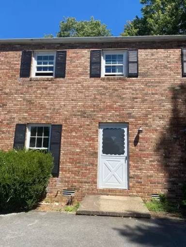 Main picture of 5021 Emerald Dr
