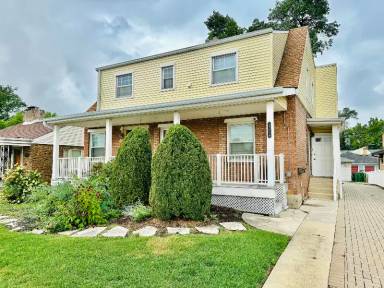 Main picture of 17950 Park Ave