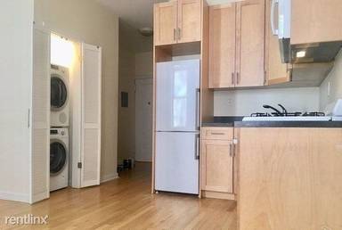 Main picture of 117 E 89th St