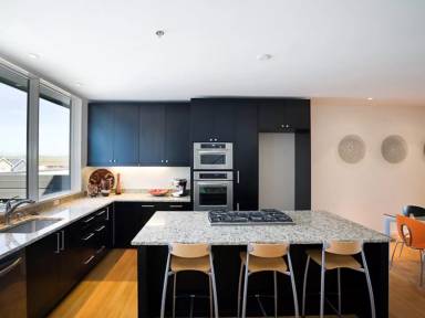 Main picture of 4820 S Corbett Ave