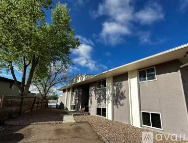 Main picture of 2115 Preuss Rd