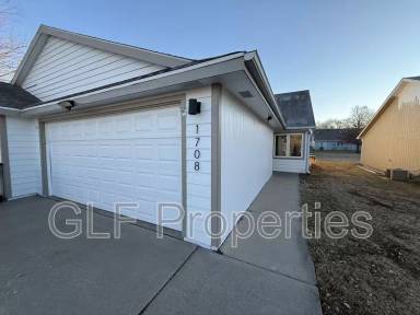 Main picture of 1708 Prairie Ave