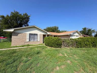 Main picture of 3007 Sierra Dr