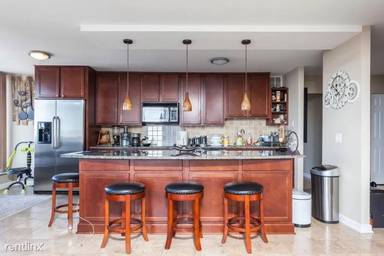 Main picture of 5445 Edgewater Plaza Condominiums