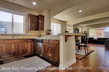 Main picture of 16576 NW Brugger Rd