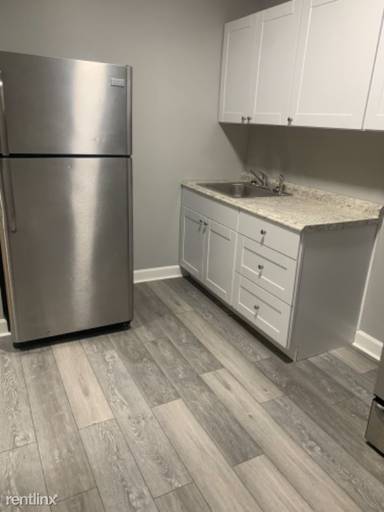 Main picture of 7749 S Yates Blvd