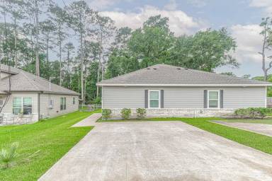 Main picture of 15627 Sycamore Dr