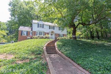 Main picture of 2602 Stephenson Ave SW