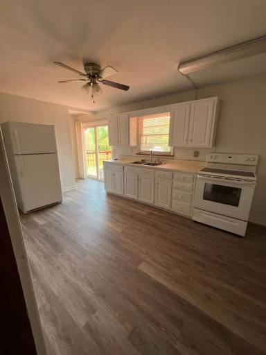 Main picture of 5014 Unicoi Dr