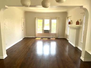 Main picture of 1471 S Sherbourne Dr