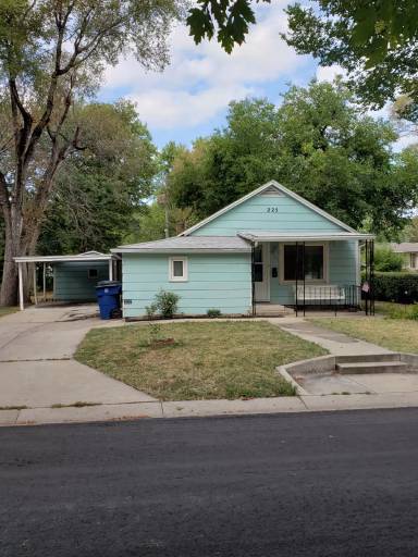 Main picture of 219 Fairview Ave