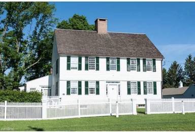 Main picture of 455 East St