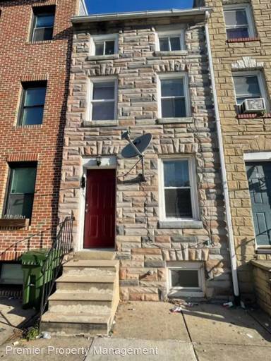 Main picture of 1008 W Lombard St