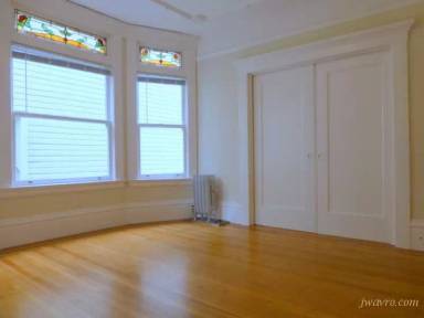 Main picture of Sacramento St