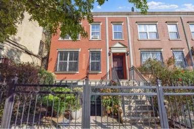 Main picture of 46 Granite St