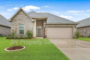Main picture of 612 Clairborne Trl Dr
