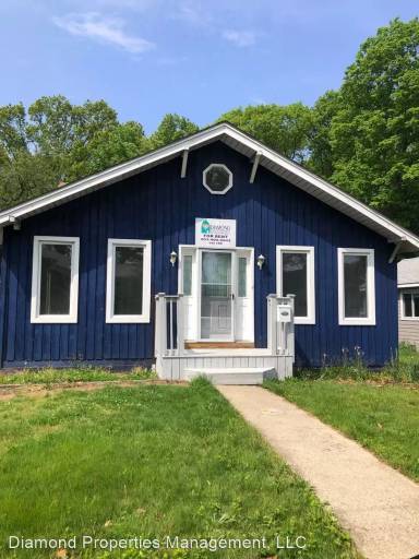 Main picture of 161 Botsford Ave