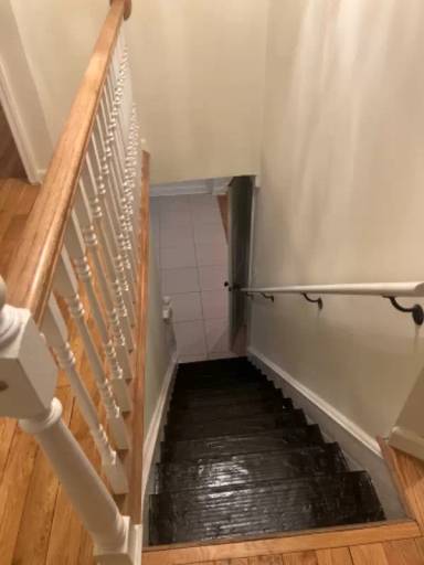 Main picture of 443 Summer St