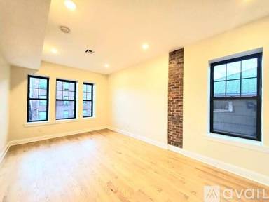 Main picture of 84 Van Wagenen Ave