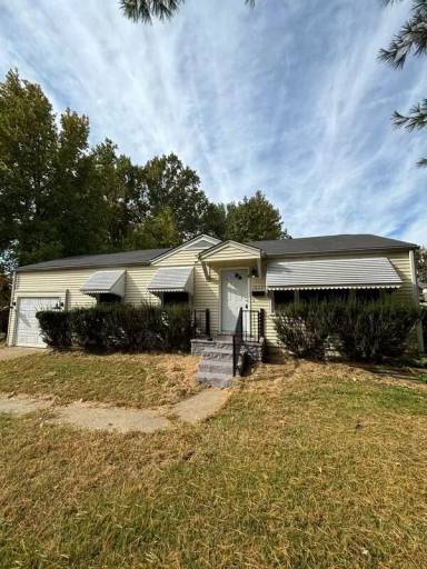 Main picture of 10327 Ashbrook Dr