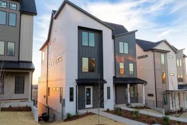 Main picture of 120 Fern Ave