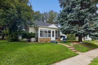 Main picture of 425 Bancroft St