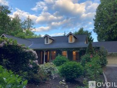 Main picture of 17137 Angeline Avenue South NE