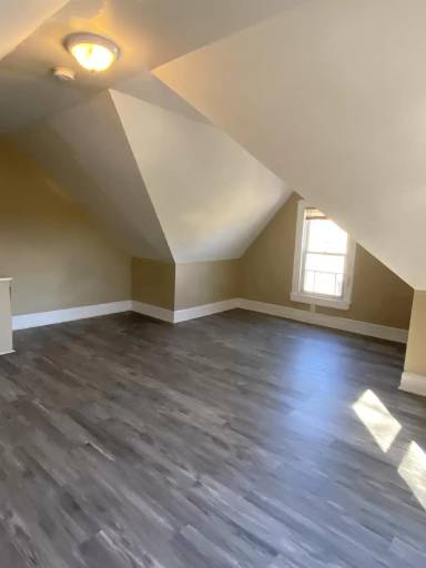 Main picture of 418 Market St