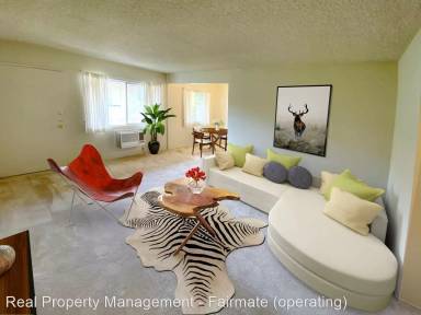 Main picture of 718 W Foothill Blvd