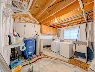 Main picture of 8616 Hickory Ave