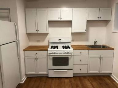 Main picture of 2250 S Sacramento Ave