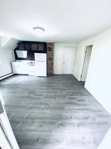 Main picture of 47 Mill St