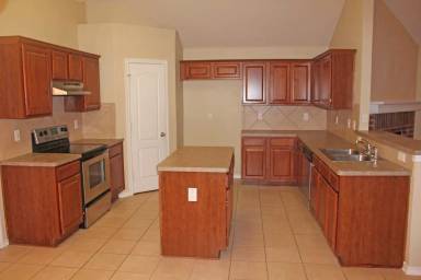 Main picture of 211 King George Rd