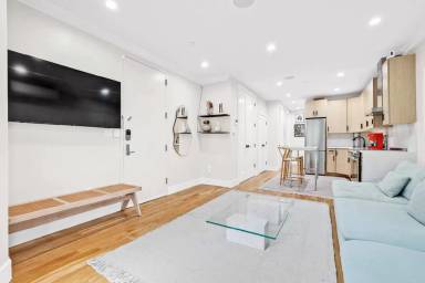 Main picture of 18 Clarkson Ave