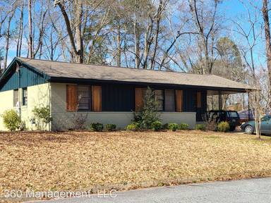 Main picture of 417 Village Dr