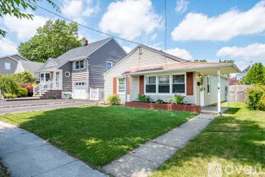 Main picture of 420 Beech Ave