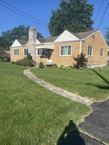 Main picture of 9515 Railroad Ave