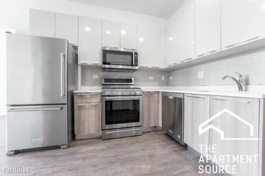 Main picture of 932 W Dakin St