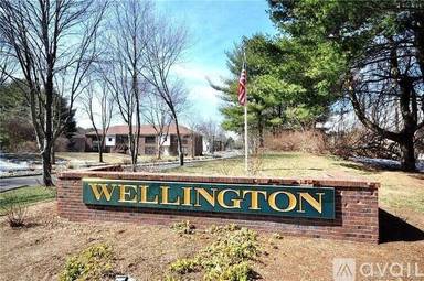Main picture of 106 Wellington Dr