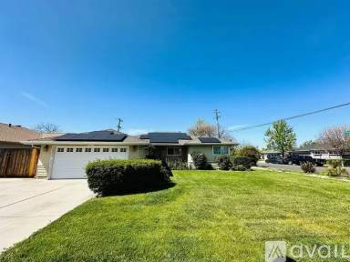 Main picture of 1309 Crestwood Dr