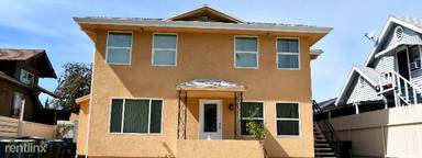 Main picture of 465 N Marengo Ave