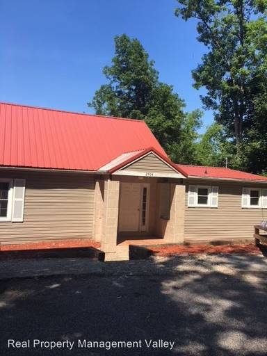 Main picture of 2504 Spring St