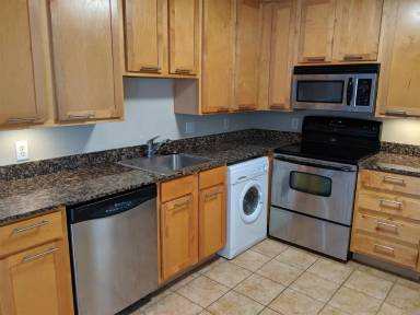 Main picture of 5630 Pershing Ave