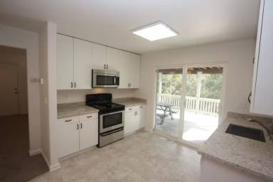 Main picture of 10 Andorra Ct