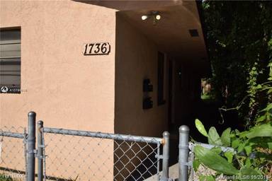 Main picture of 1736 N 16th Ct